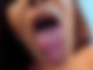 Live cam show with CherryKiiss - Brown Hair on live.xheat.ai
