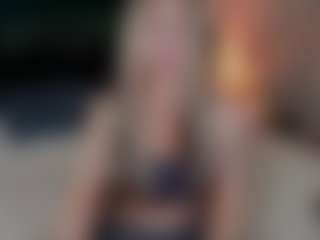 Live cam show with Eva - Green Eyes on CamSextacy