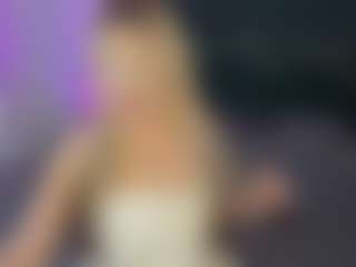 Live cam show with Eva - Shaved on ObeyMaria