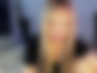 Live cam show with Eva - Facial on sexytreat.net