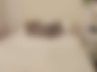 Live cam show with Eva - Shaved on Milf Play