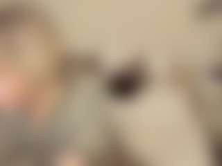 Live cam show with Eva - Shaved on Camiplay Live