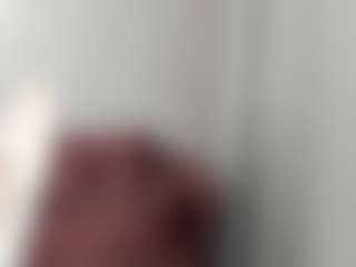 Live cam show with Eva - Facial on Hubzter Live