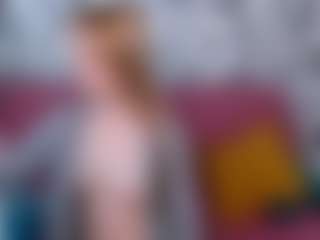 Live cam show with Helen-Jones - New Teen (18+) on Fit Hotties