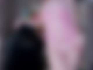 Live cam show with Helen-Jones - Fingers on x69.live
