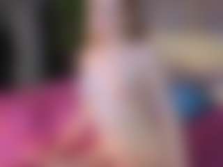 Live cam show with Helen-Jones - Body Massage on Camsoda