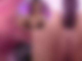 Susy MILF webcam performer live streaming