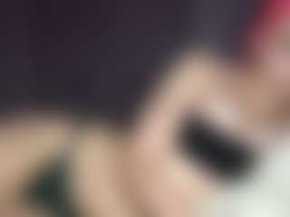 Live cam show with Venustheflytrap - Smoking on Fling VIP Chat