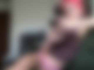 Live cam show with Venustheflytrap - Brown Hair Petite on livesuperchat.net