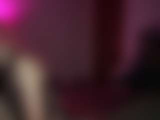 Live cam show with Venustheflytrap - Striptease Teen (18+) on livesexfox.com
