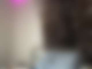 Live cam show with Venustheflytrap - Smoking on madthumbs