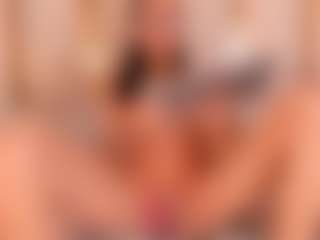 Ainoanoire's Live Sex Cam Show