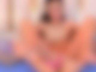 Ainoanoire's Live Sex Cam Show