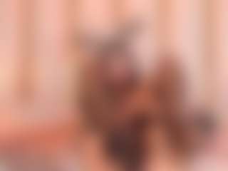 Ainoanoire's Live Sex Cam Show