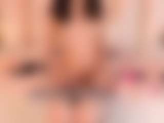 Ainoanoire's Live Sex Cam Show