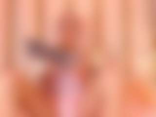 Ainoanoire's Live Sex Cam Show