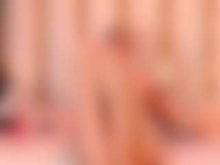 Ainoanoire's Live Sex Cam Show
