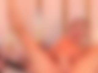 Ainoanoire's Live Sex Cam Show
