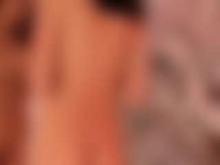 Ainoanoire's Live Sex Cam Show