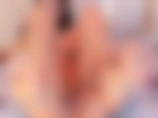 Ainoanoire's Live Sex Cam Show