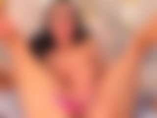 Ainoanoire's Live Sex Cam Show