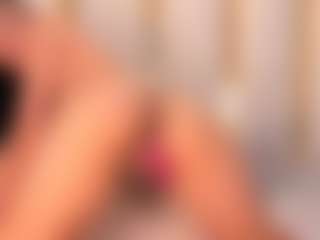 Ainoanoire's Live Sex Cam Show