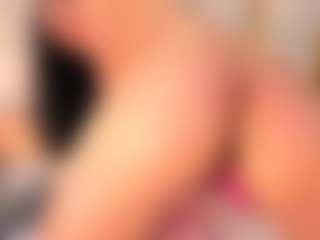 Ainoanoire's Live Sex Cam Show
