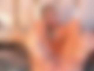 Ainoanoire's Live Sex Cam Show