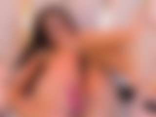 Ainoanoire's Live Sex Cam Show