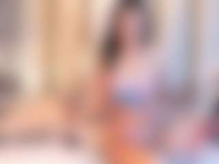 Ainoanoire's Live Sex Cam Show