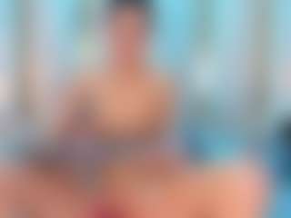 Ainoanoire's Live Sex Cam Show