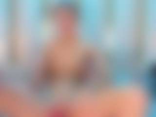 Ainoanoire's Live Sex Cam Show