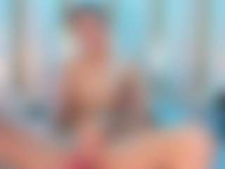 Ainoanoire's Live Sex Cam Show