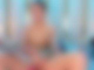 Ainoanoire's Live Sex Cam Show