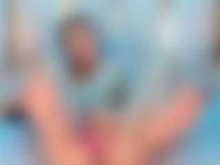 Ainoanoire's Live Sex Cam Show