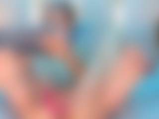 Ainoanoire's Live Sex Cam Show