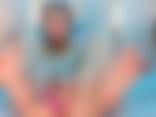 Ainoanoire's Live Sex Cam Show
