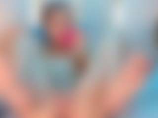 Ainoanoire's Live Sex Cam Show