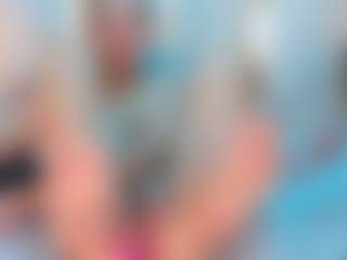 Ainoanoire's Live Sex Cam Show
