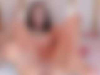 Ainoanoire's Live Sex Cam Show