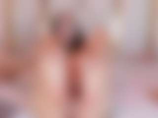 Ainoanoire's Live Sex Cam Show