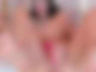 Ainoanoire's Live Sex Cam Show