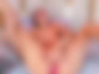 Ainoanoire's Live Sex Cam Show