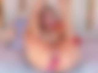 Ainoanoire's Live Sex Cam Show
