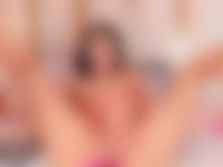 Ainoanoire's Live Sex Cam Show