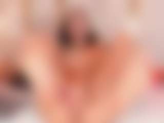 Ainoanoire's Live Sex Cam Show