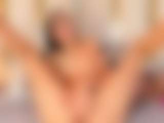 Ainoanoire's Live Sex Cam Show