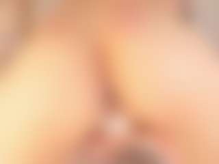 Ainoanoire's Live Sex Cam Show