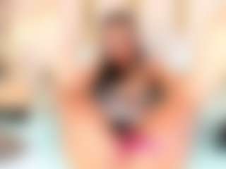 Ainoanoire's Live Sex Cam Show