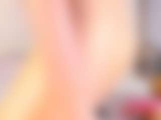 Ainoanoire's Live Sex Cam Show